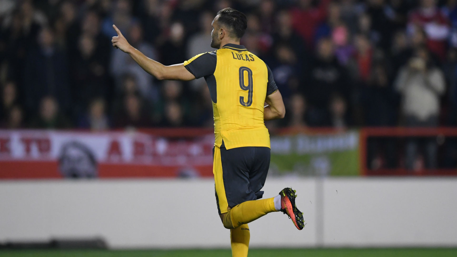 Lucas Perez Arsenal Goal - HD Wallpaper 