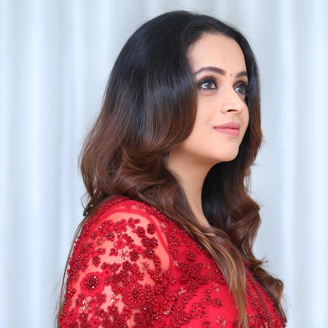 Happy Birthday Actress Bhavana - HD Wallpaper 