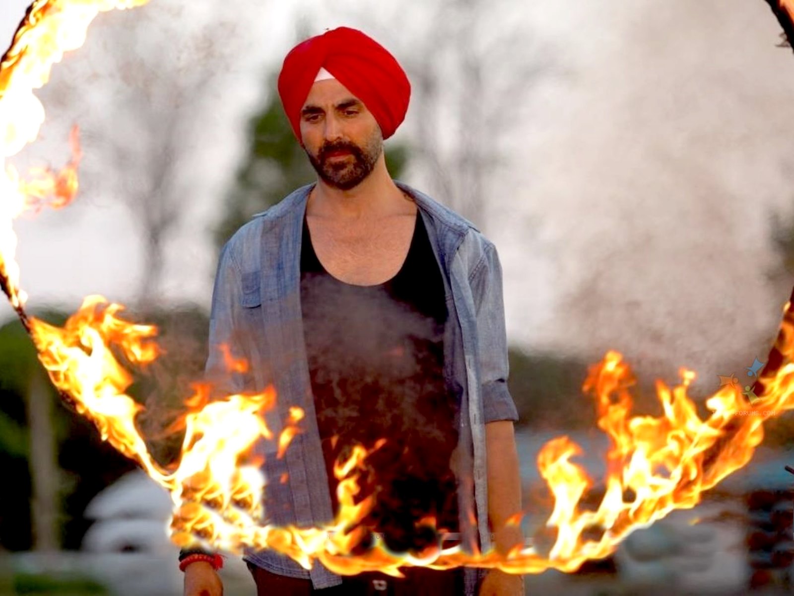 Akshay Kumar Stunt Scene In Singh Is Bling Movie Hd - Akshay Kumar Wallpaper Full - HD Wallpaper 