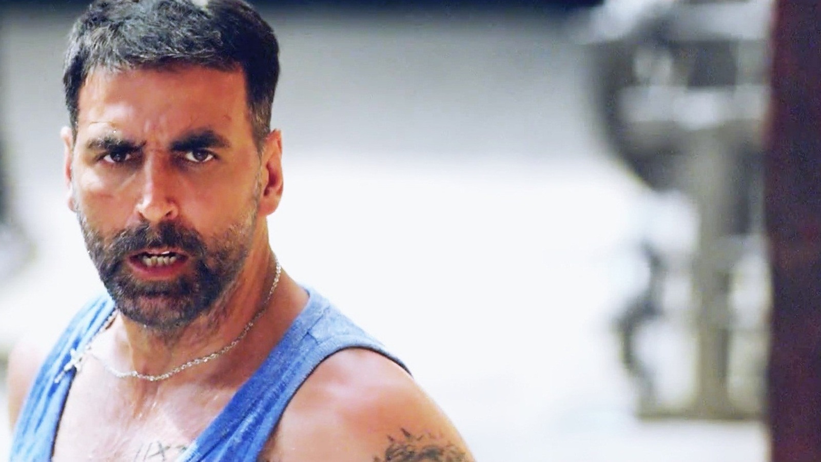 Akshay Kumar Background Hd Wallpapers - Barechested - HD Wallpaper 
