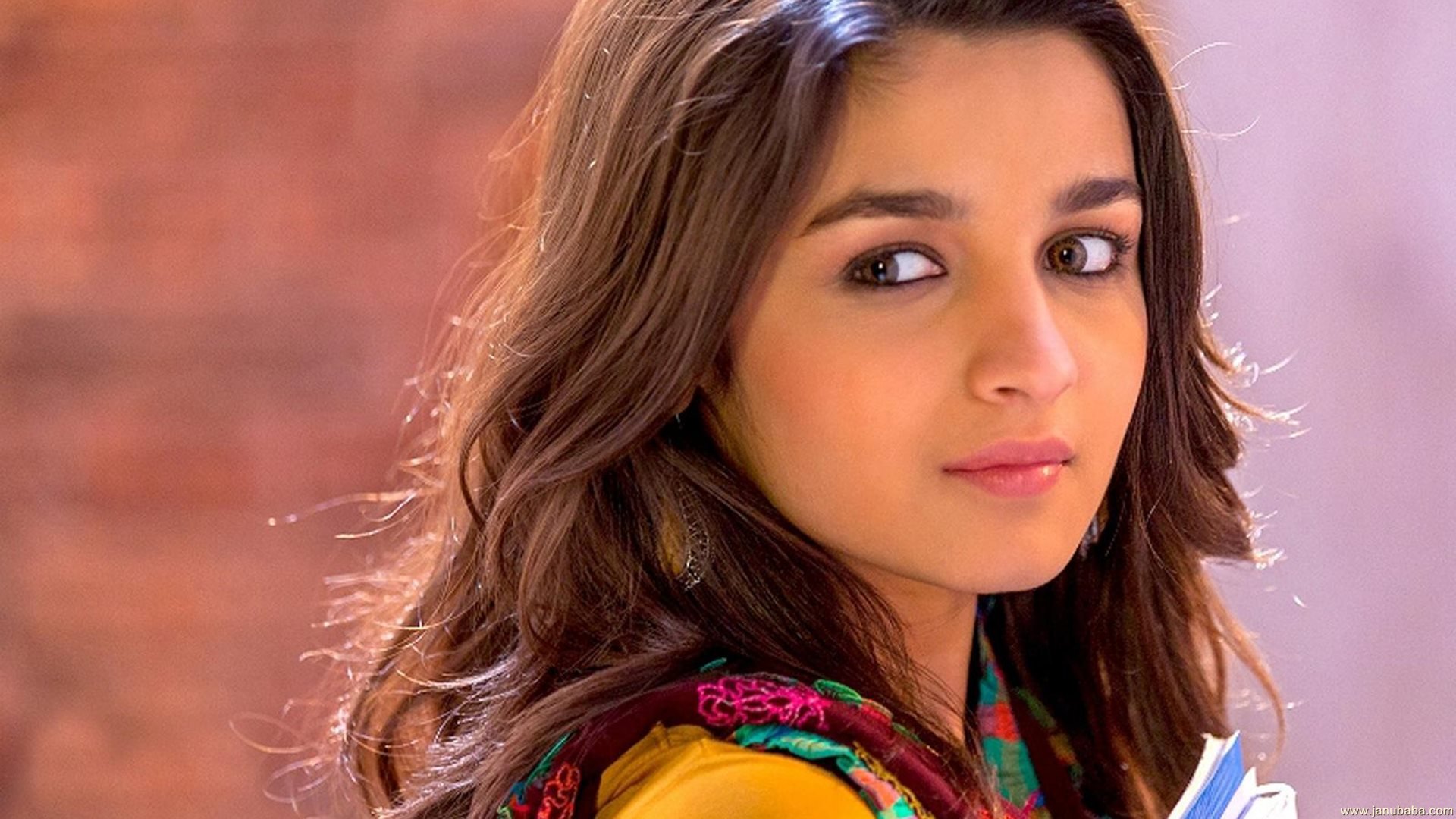 Cute Actress Alia Bhatt Hd Wallpapers Download Hd Walls - Ultra Hd Alia Bhatt Hd - HD Wallpaper 