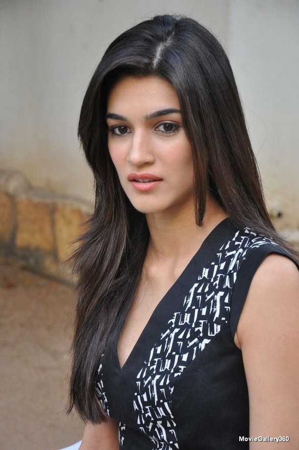 Kriti Sanon In Nenokkadine - HD Wallpaper 