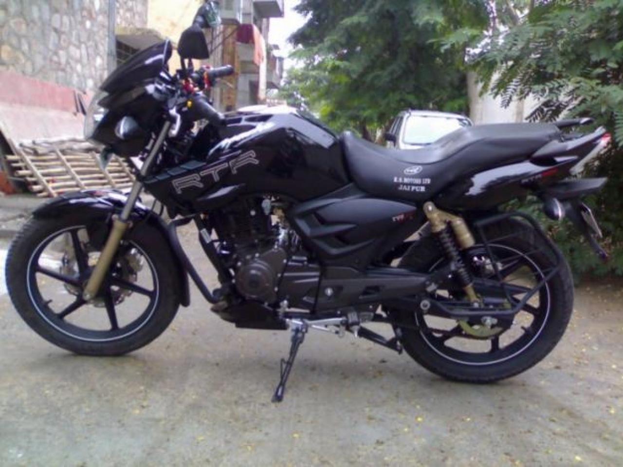 Tvs Apache Rtr 180 Black - HD Wallpaper 