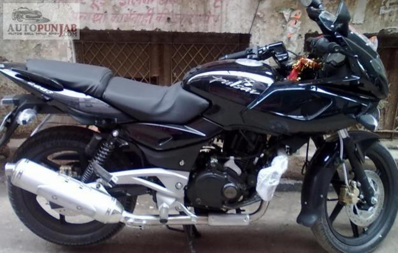 2011 Bajaj Pulsar 220 F - Pulsar 220f 2011 Model - HD Wallpaper 