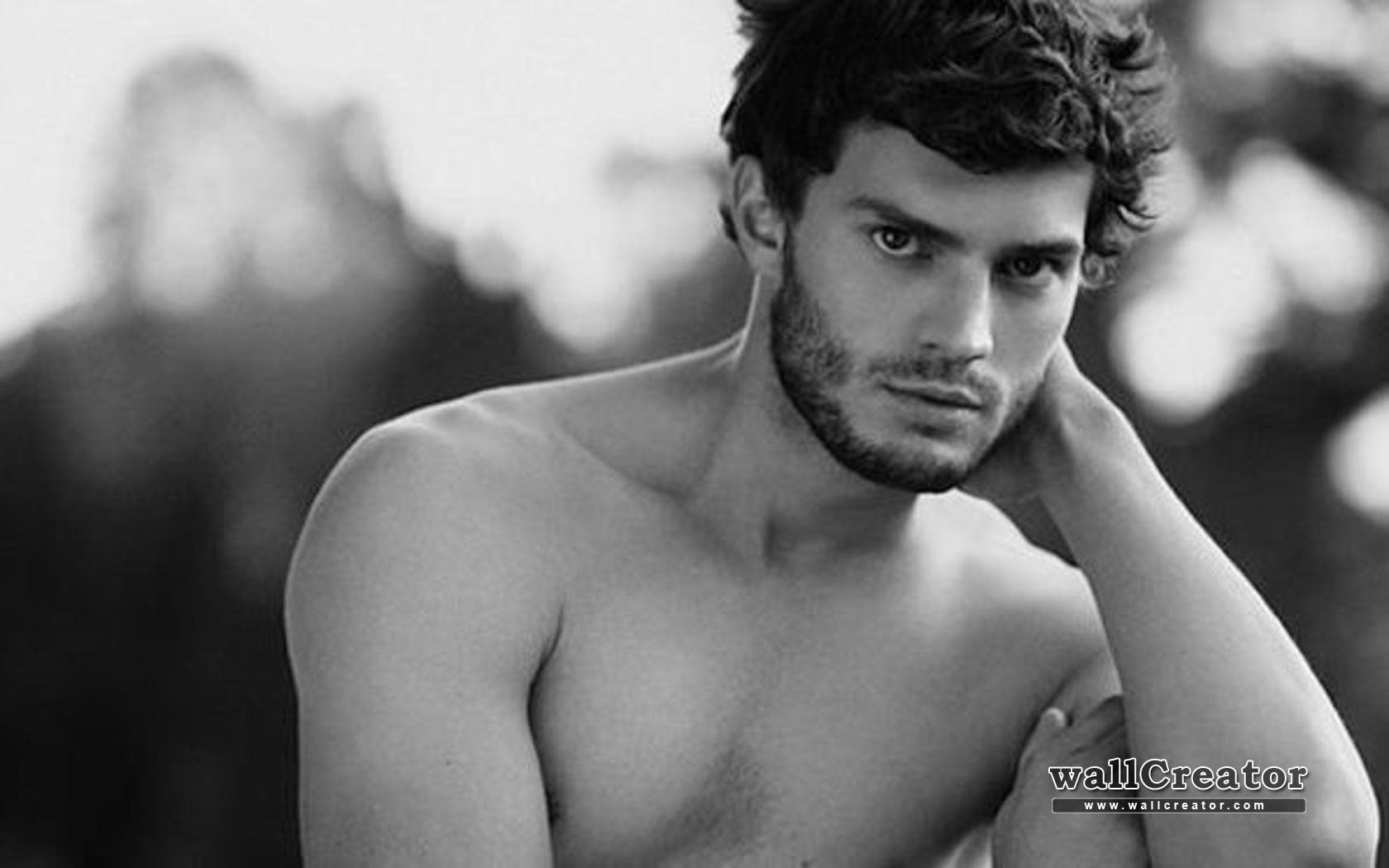 1680 / 1050 Wallpaper - Jamie Dornan Shirtless - HD Wallpaper 