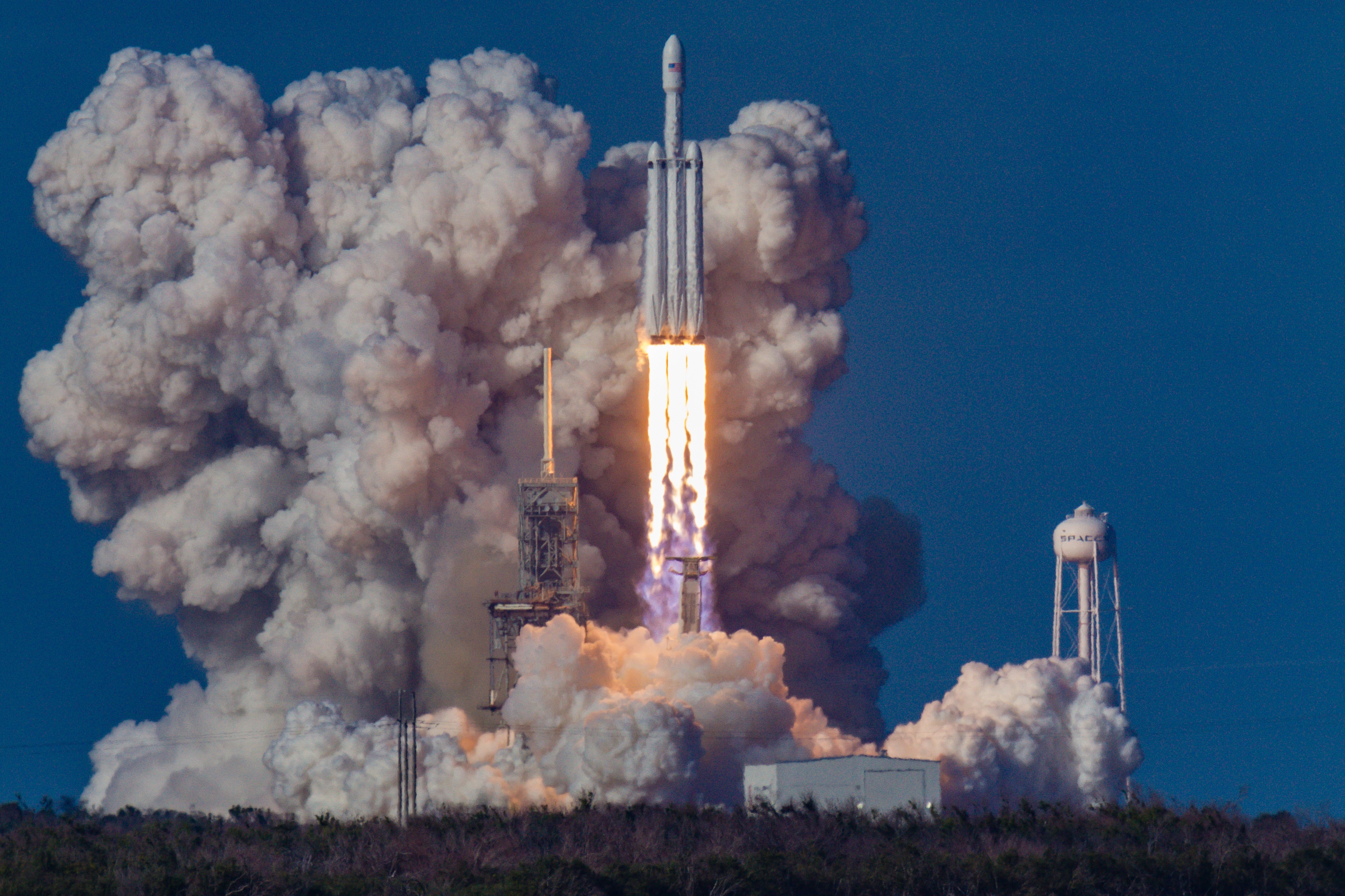 High Resolution Falcon Heavy Launch - HD Wallpaper 