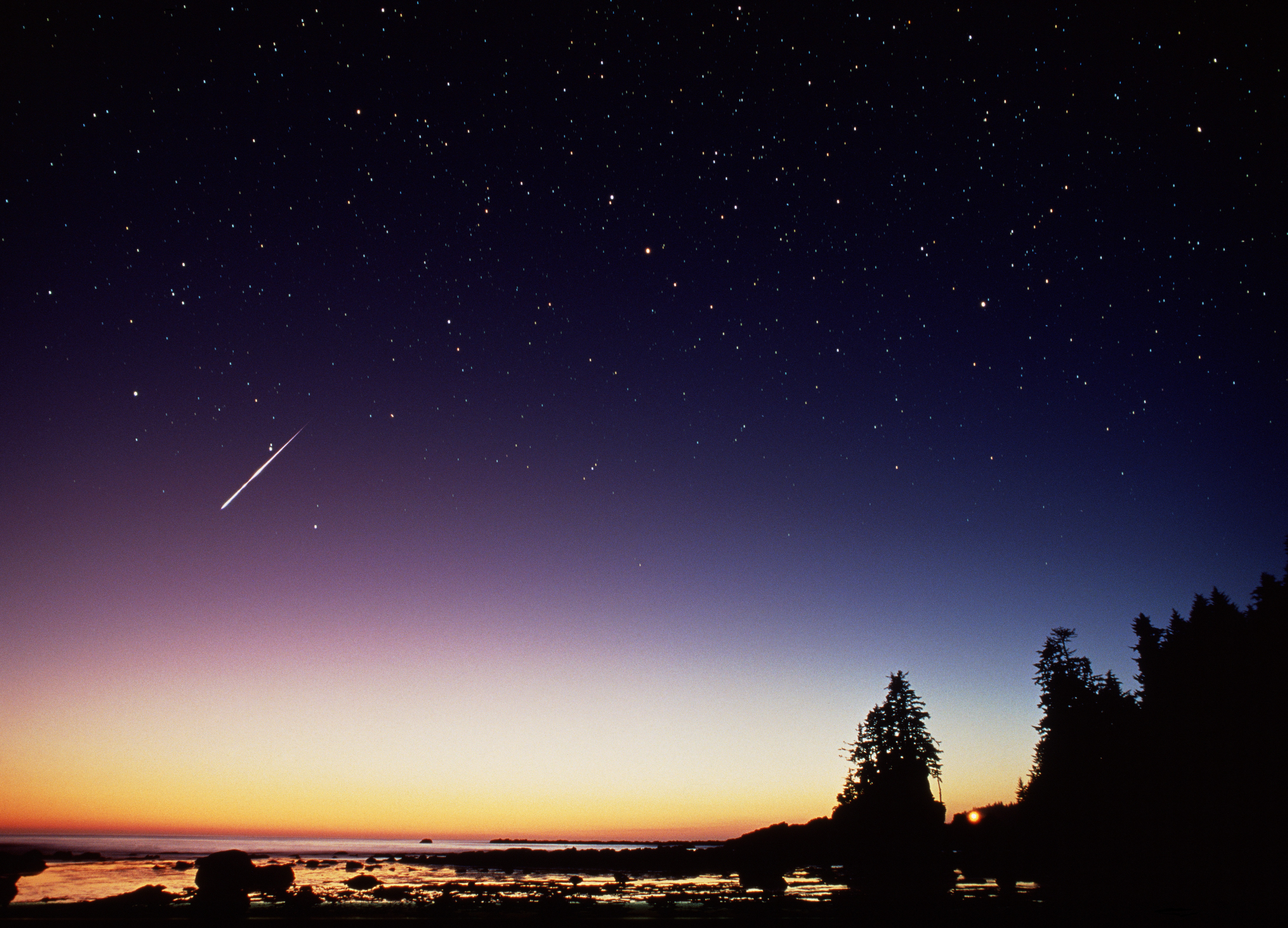 Shooting Stars Last Night Uk - HD Wallpaper 