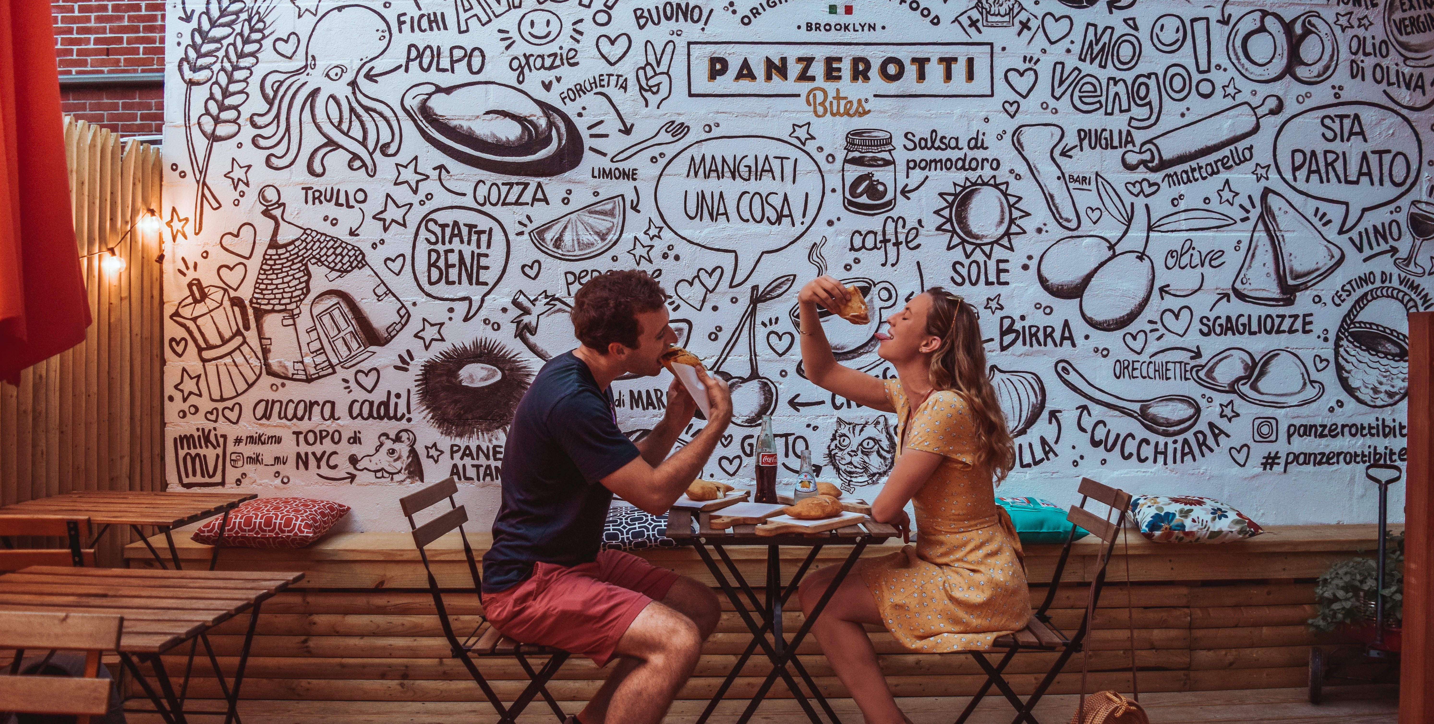 Panzerotti Bites The New Instagrammable Foodie In Brooklyn - Panzerotti Bites - HD Wallpaper 