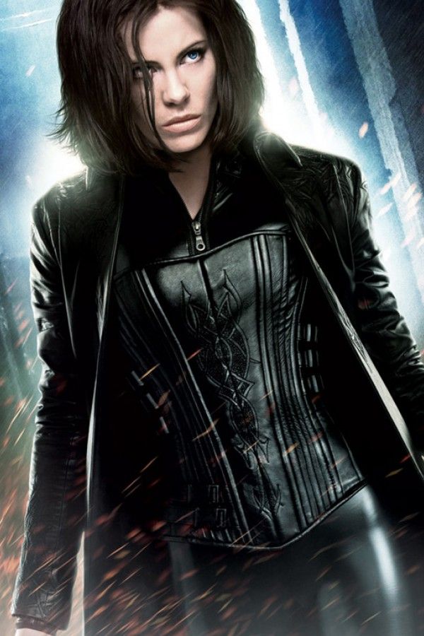 Kate Beckinsale Underworld Awakening - HD Wallpaper 