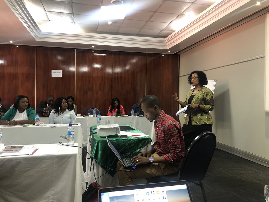 Seminar - HD Wallpaper 