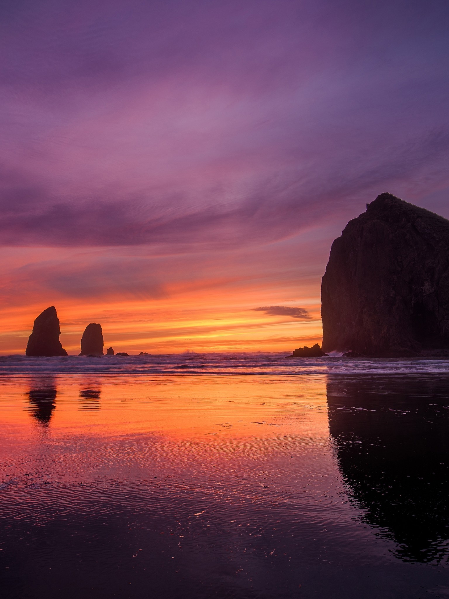 Sunset, Clouds, Rock, Scenery, Ripples, Beach - Oregon Coast Sunset Cannon Beach - HD Wallpaper 