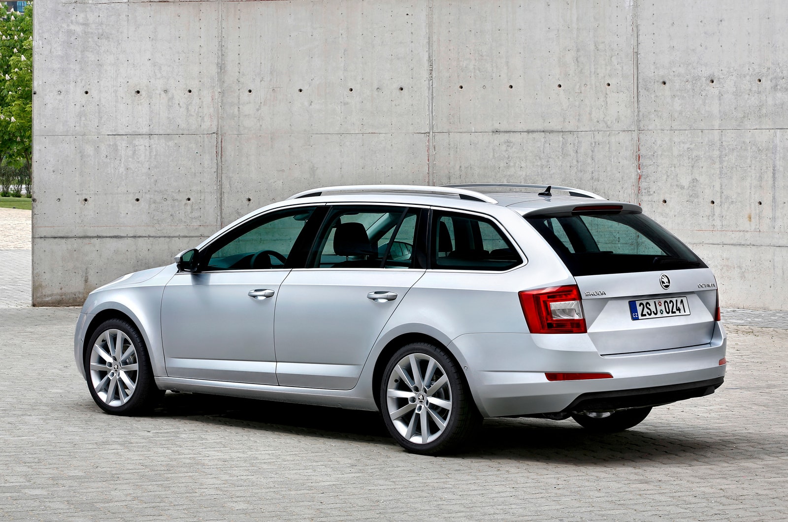 Skoda Octavia A7 Wallpapers Hd - Škoda Octavia Combi 2014 - HD Wallpaper 