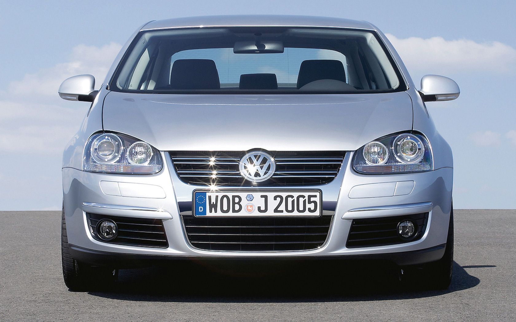 Volkswagen Jetta Desktop Wallpaper - Volkswagen Jetta 2006 Front - HD Wallpaper 