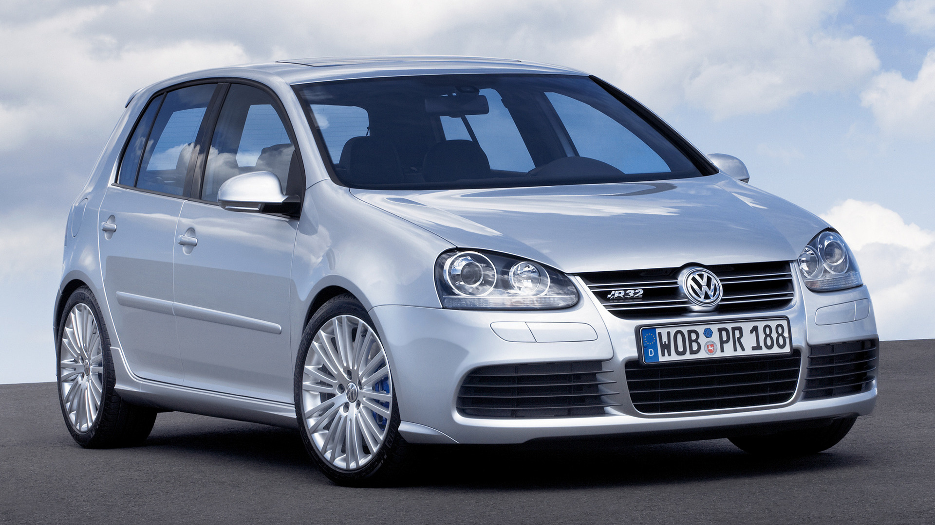 Vw Golf Mk5 2004 - HD Wallpaper 