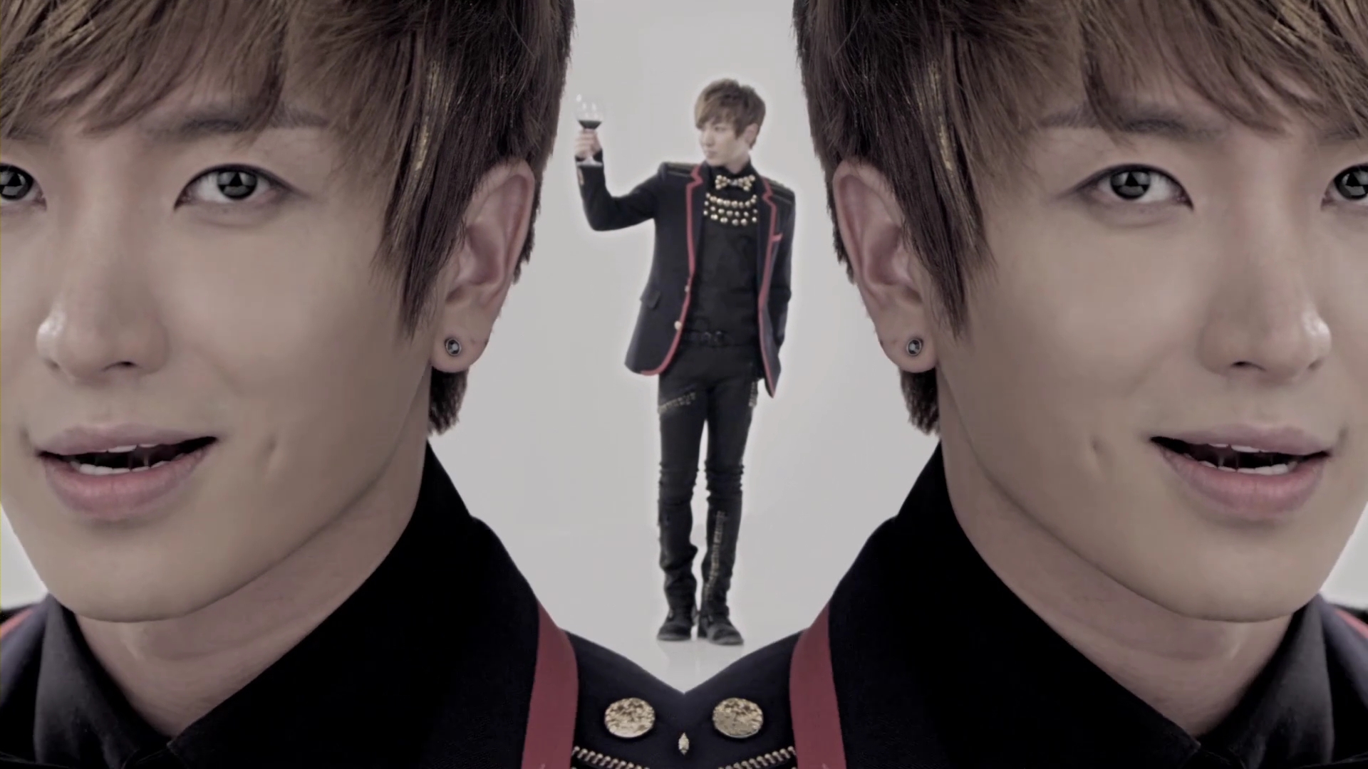 Leeteuk In A Cha - HD Wallpaper 