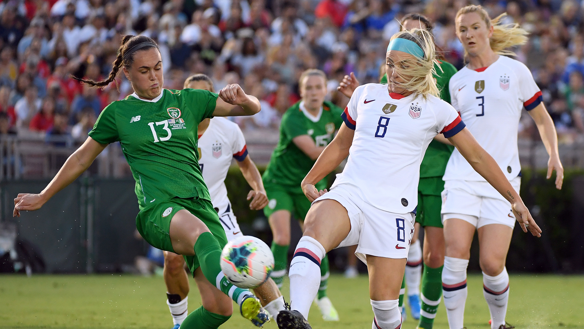 Julie Ertz - Us Women's Soccer 3 - HD Wallpaper 