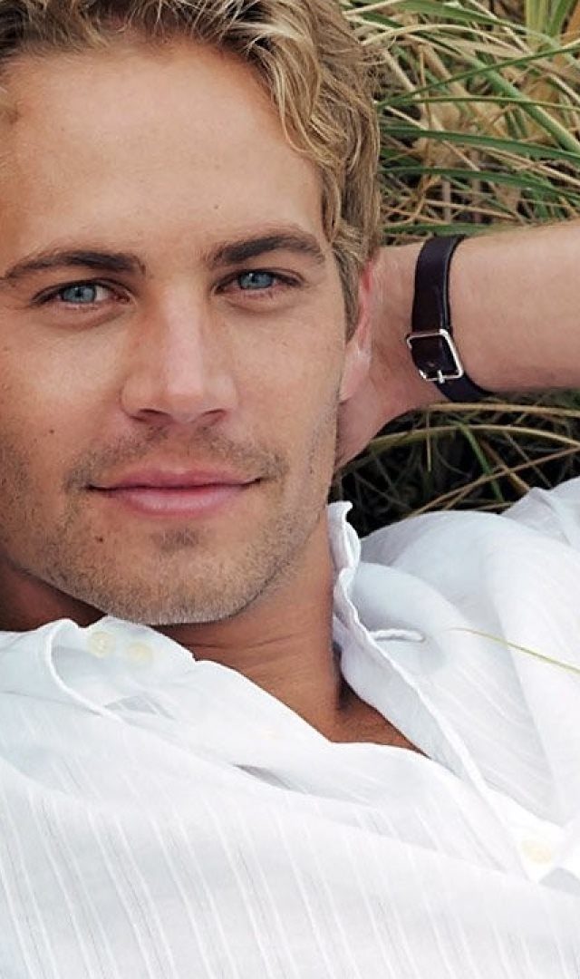 Paul Walker Wallpaper Smile - HD Wallpaper 