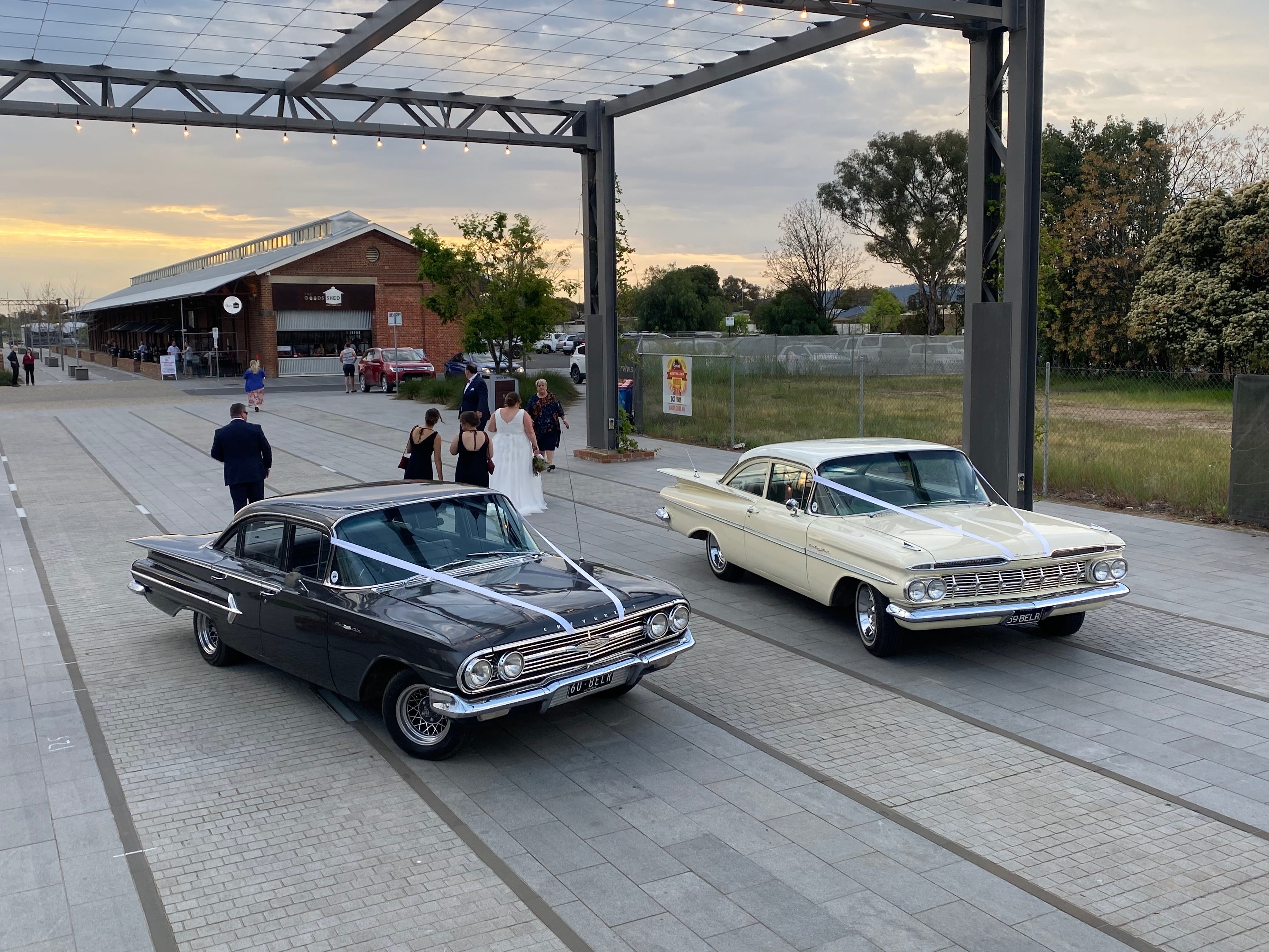 Antique Car - HD Wallpaper 