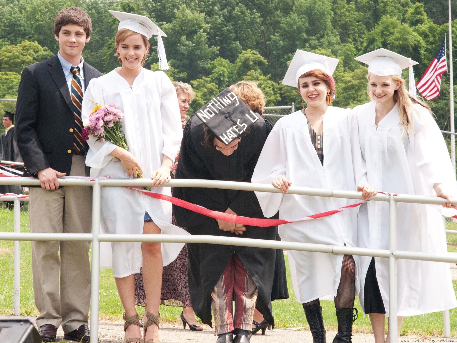 Emma Watson Perks Of Being A Wallflower Set - HD Wallpaper 