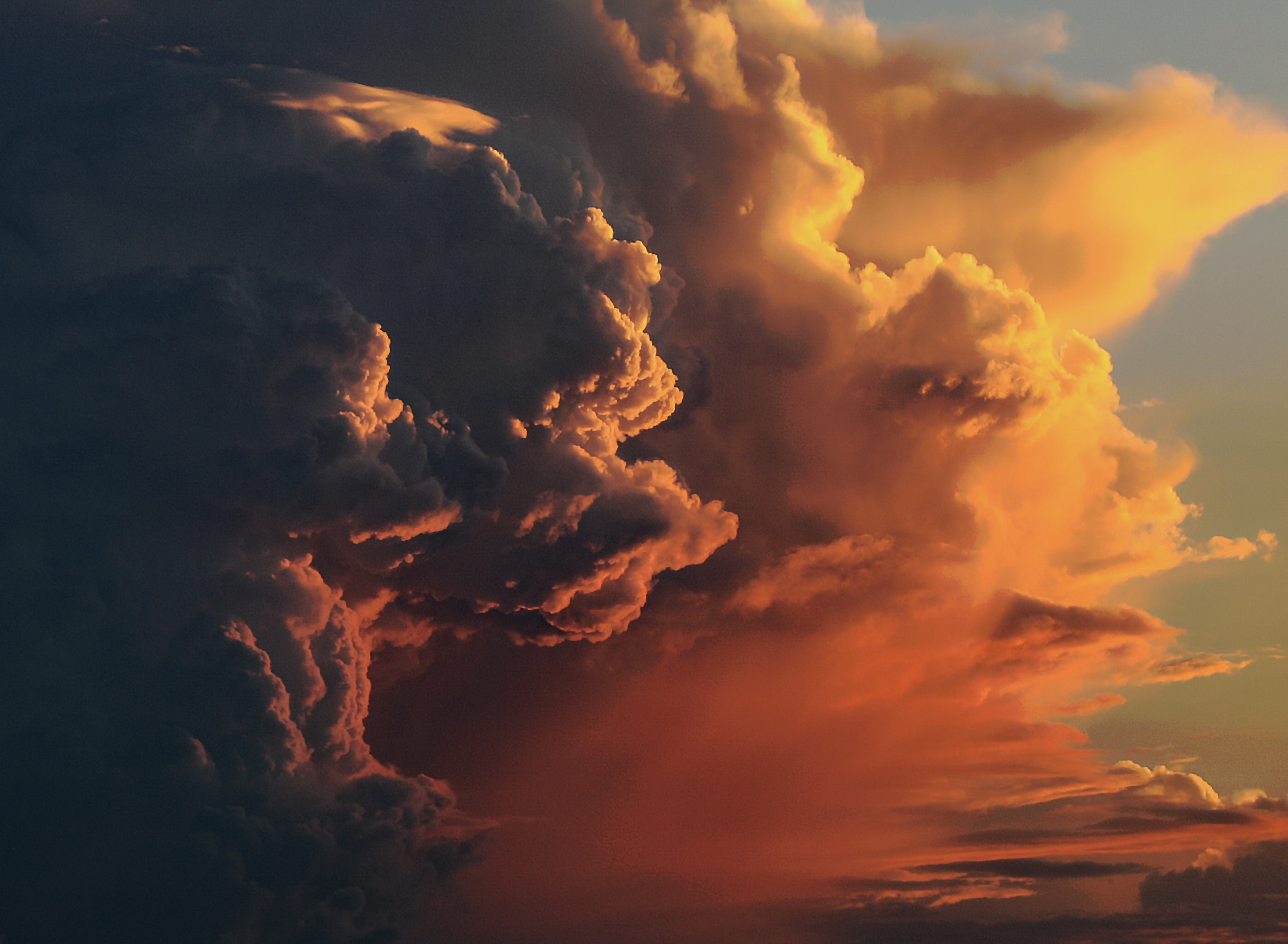 Thunderstorm Clouds At Sunset - HD Wallpaper 