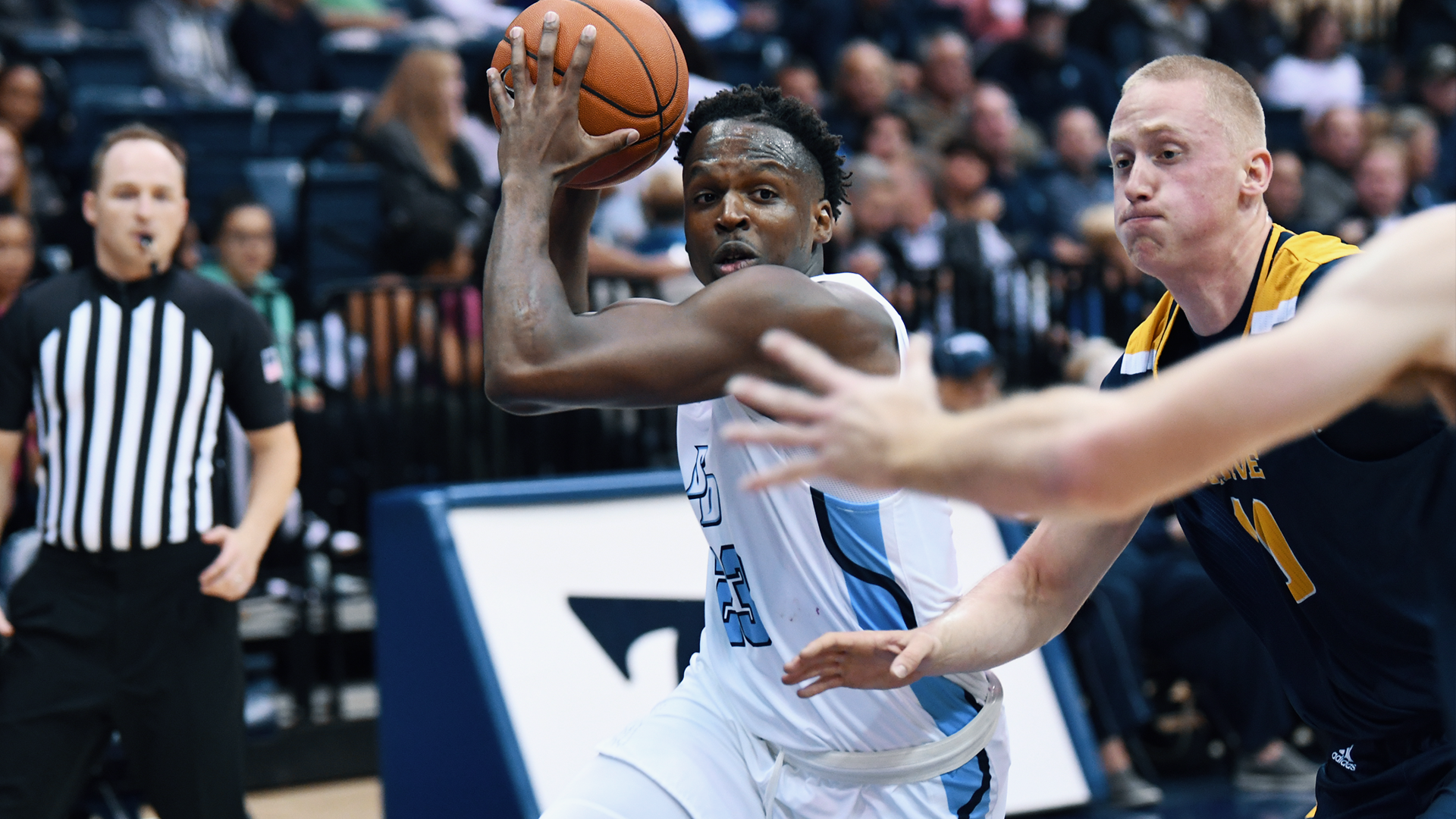 Block Basketball - HD Wallpaper 