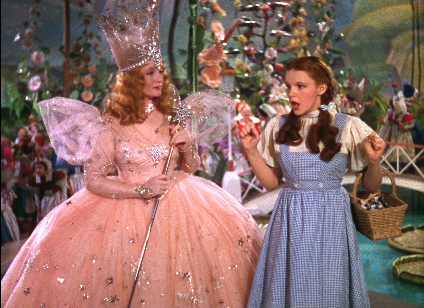 Dorothy And Glinda The Good Witch - HD Wallpaper 