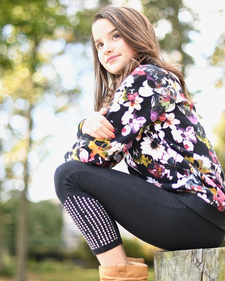 Annie Leblanc 2017 Photoshoot - HD Wallpaper 