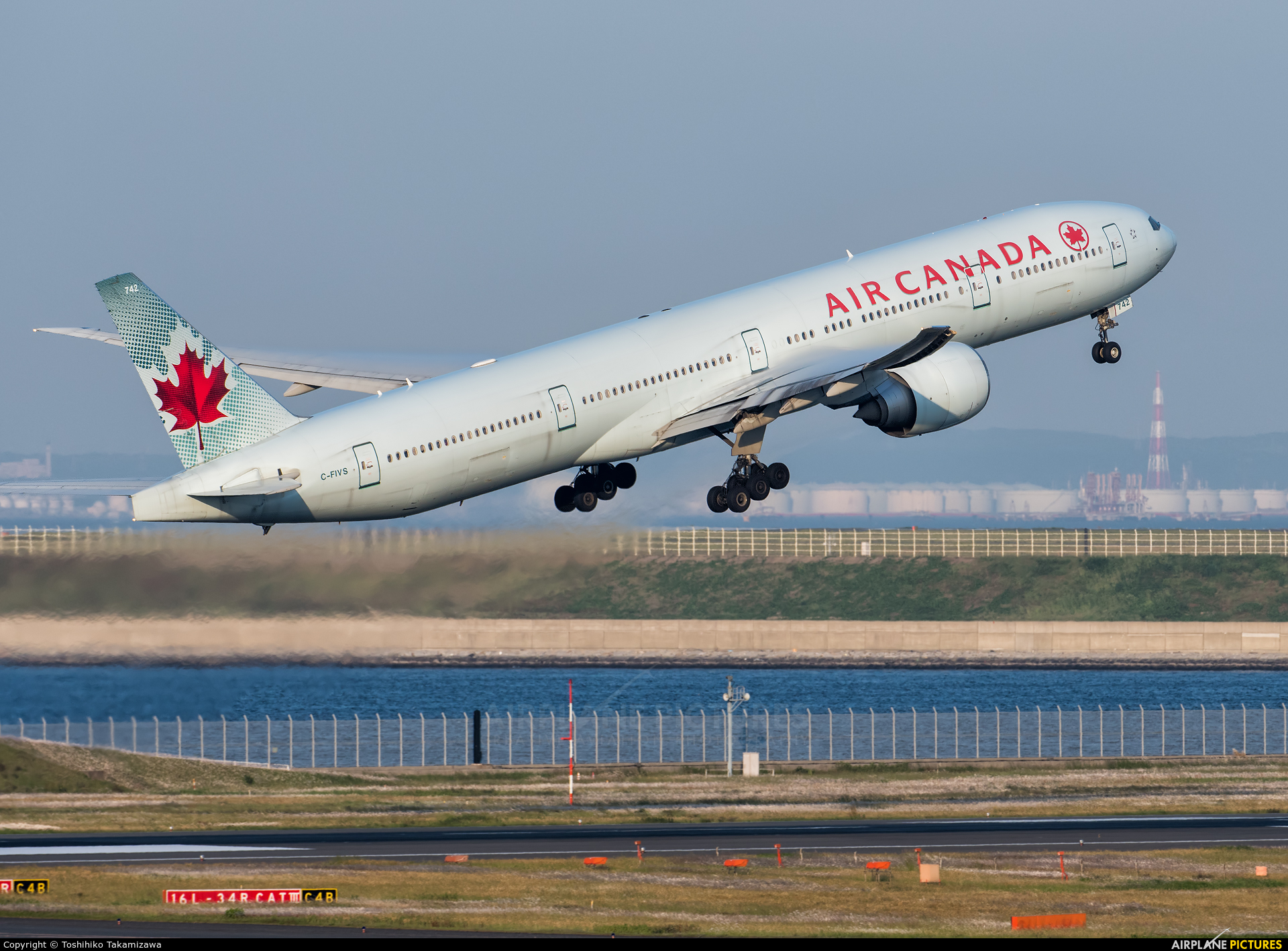 Air Canada C-fivs Aircraft At Tokyo - Airbus A330 - HD Wallpaper 