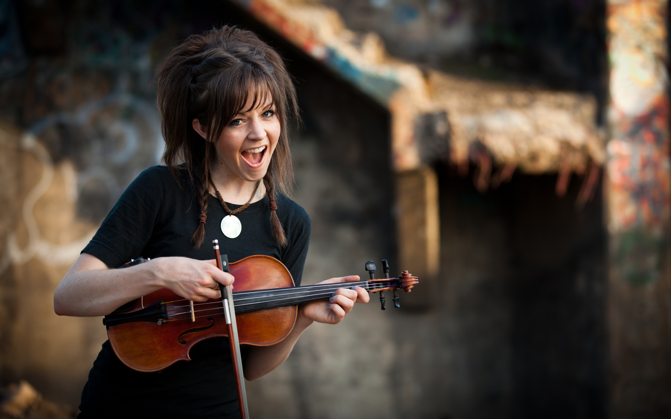 Lindsey Stirling, Beauty, Violin, Lindsey Stirling, - Lindsey Stirling - HD Wallpaper 