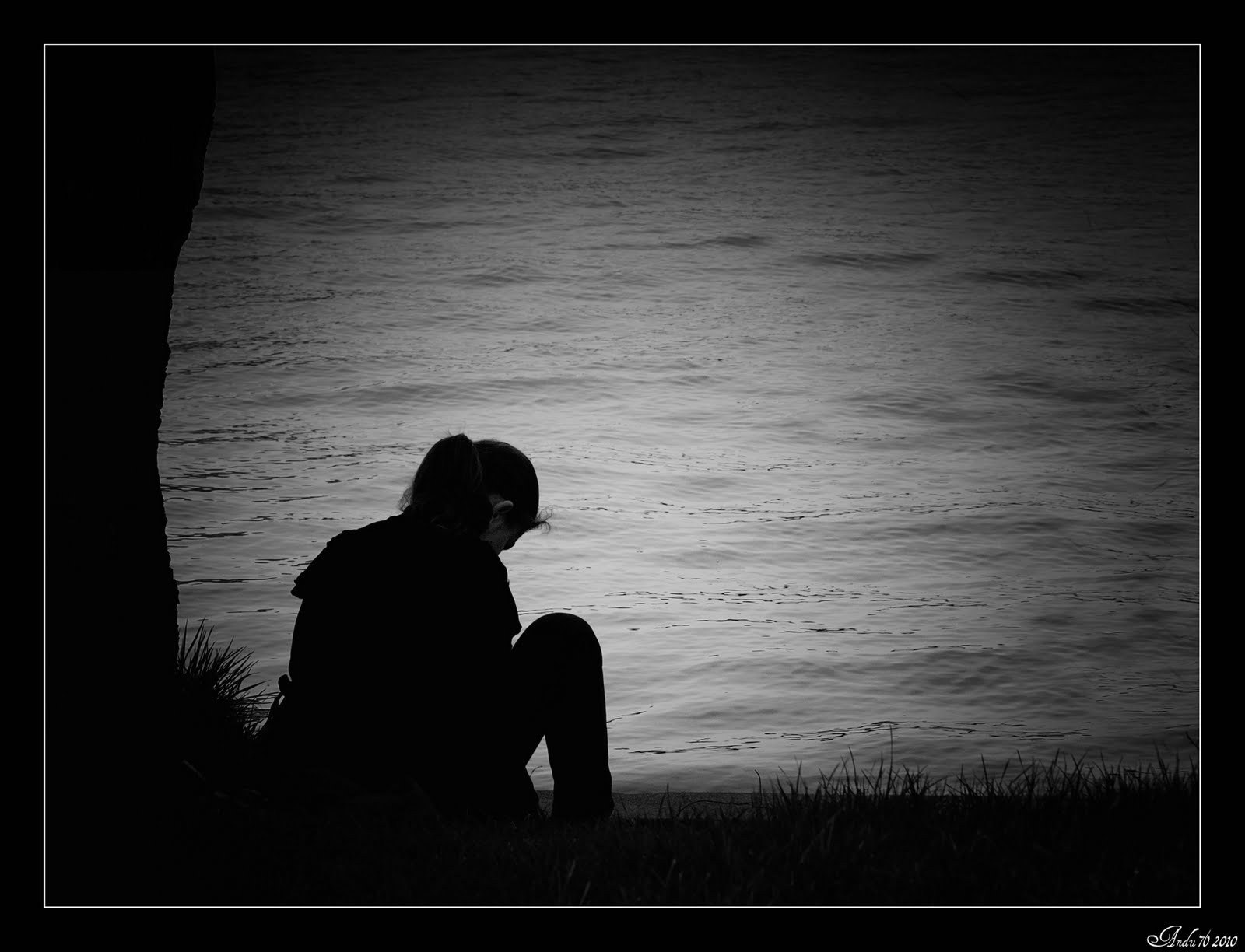 Heart Touching Hd Sad Girl Wallpaper For Broken Heart - Lonely Quotes In Telugu - HD Wallpaper 