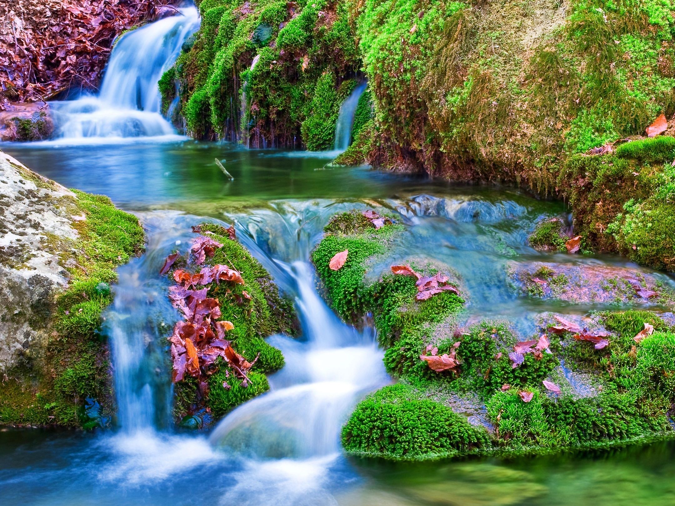 Spring Waterfall - Desktop Wallpaper Waterfall - HD Wallpaper 