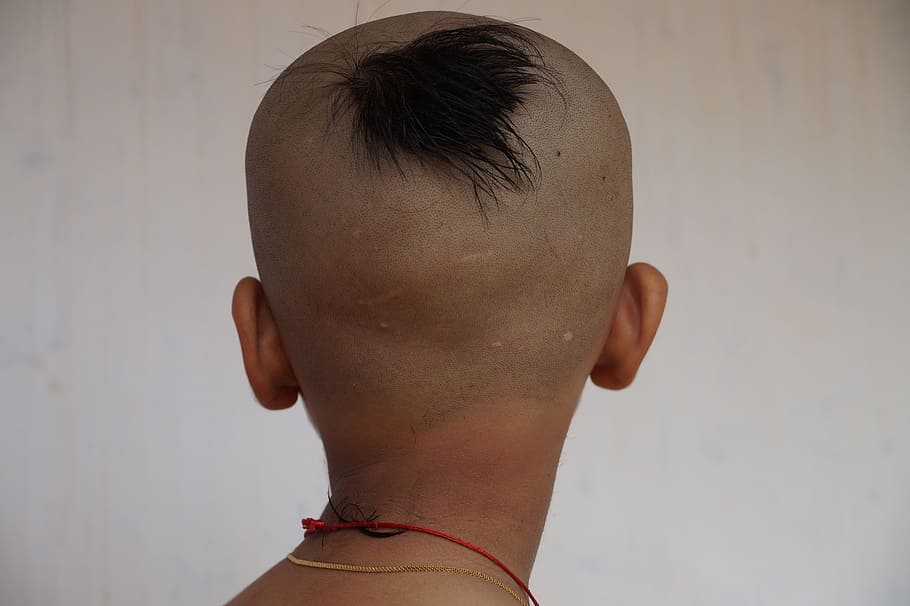 Indian, Hindu, Tradition, Boy, Hair Cut, Hindu Tradition, - Corte De Cabello Indu - HD Wallpaper 