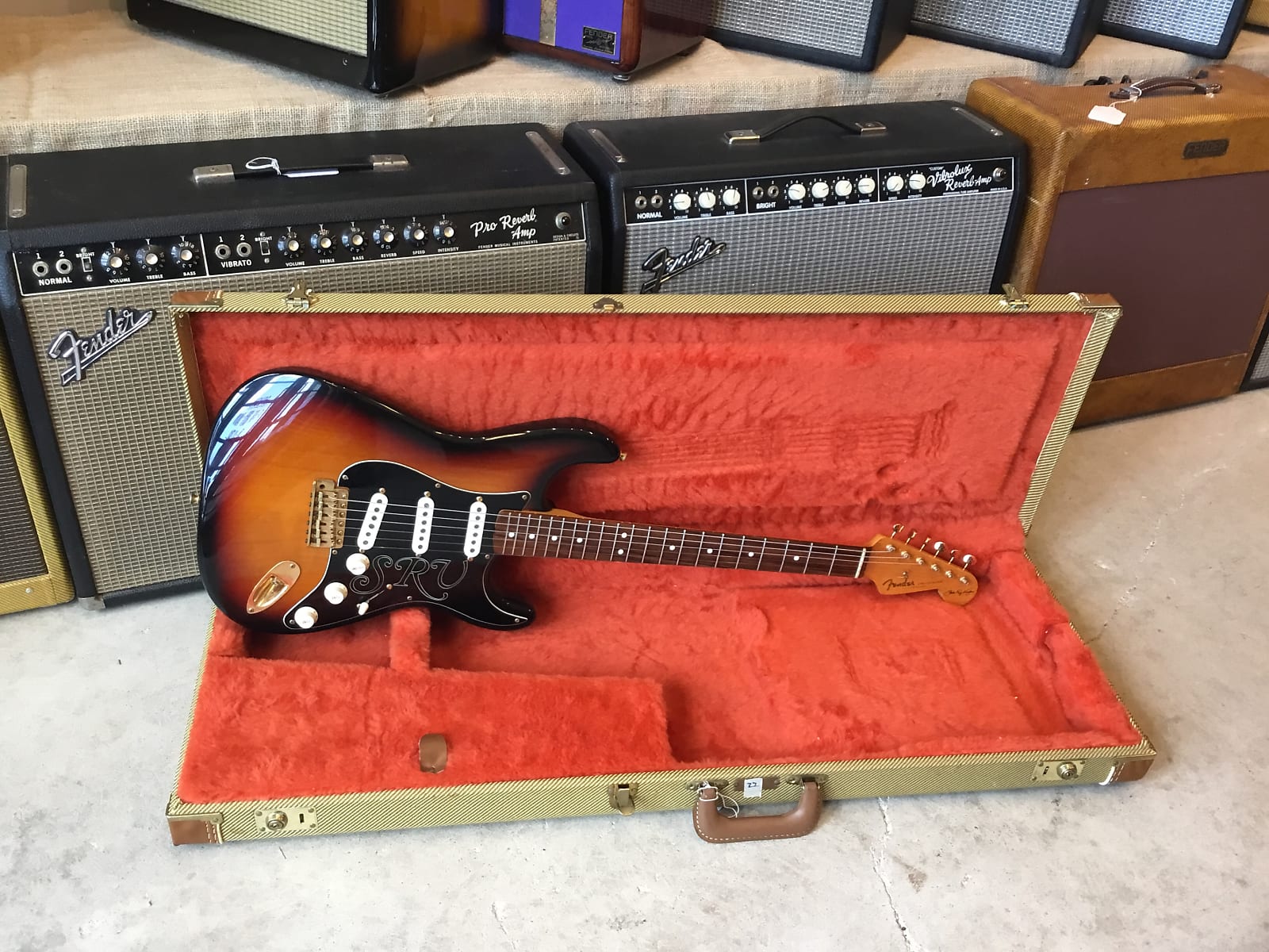 Fender Stevie Ray Vaughan Srv Stratocaster Sunburst - Stevie Ray Vaughan - HD Wallpaper 