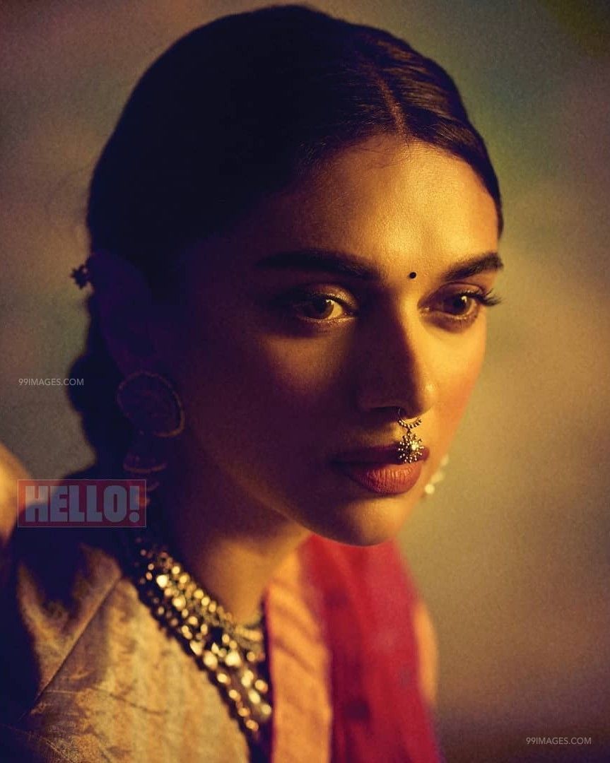 Aditi Rao Hydari Hot Hd Photos & Mobile Wallpapers - Aditi Rao Ravi Varma - HD Wallpaper 