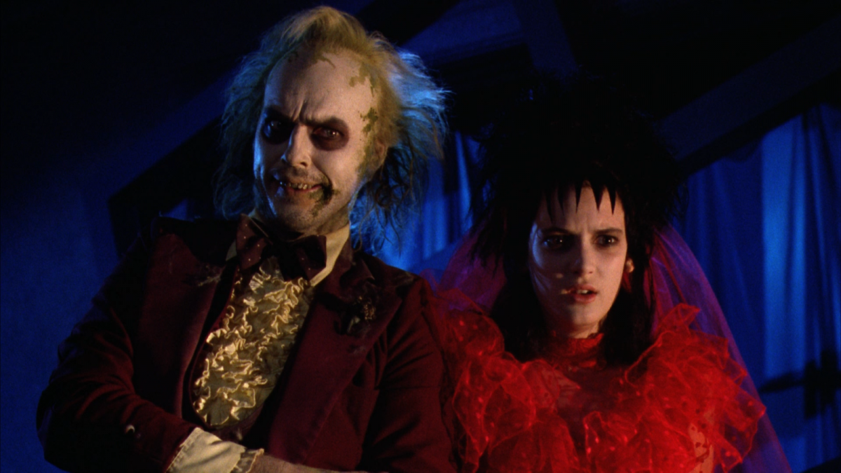 High Resolution Wallpaper - Beetlejuice And Lydia Movie Wedding - HD Wallpaper 