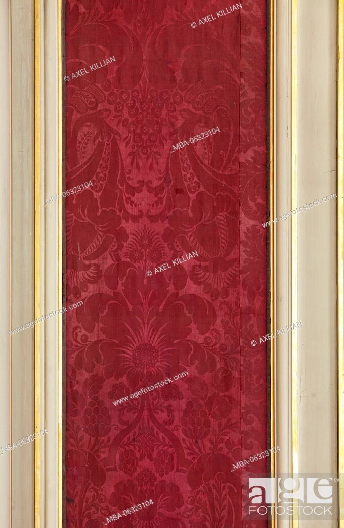 Old Shiny Wallpaper With Baroque And Antique Floral - Door - HD Wallpaper 