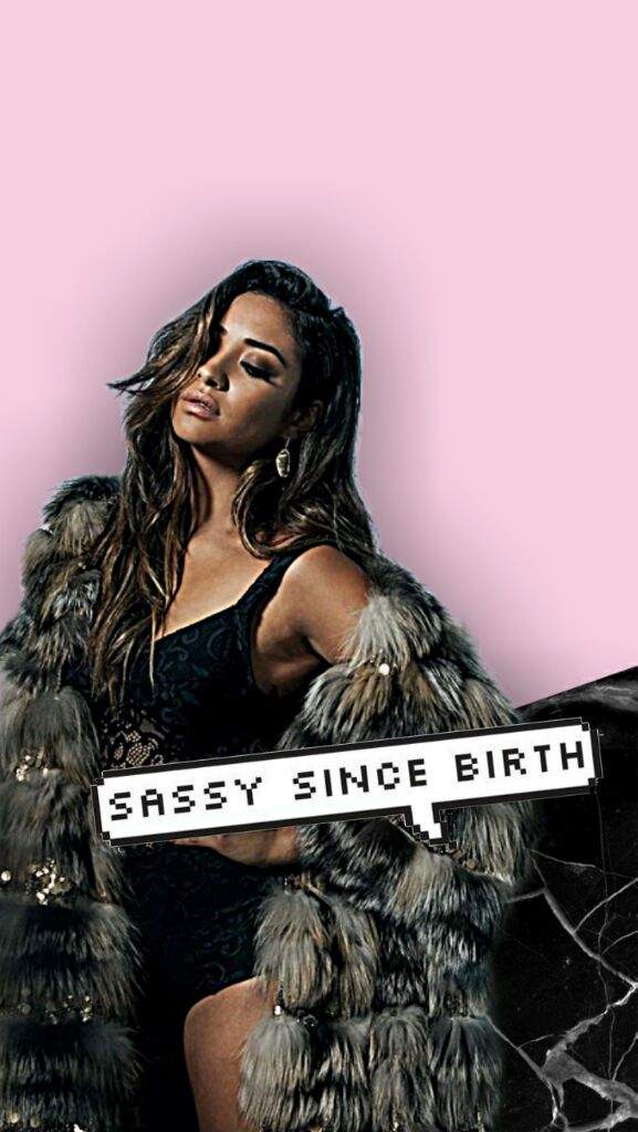 Shay Mitchell Fur Coat - HD Wallpaper 