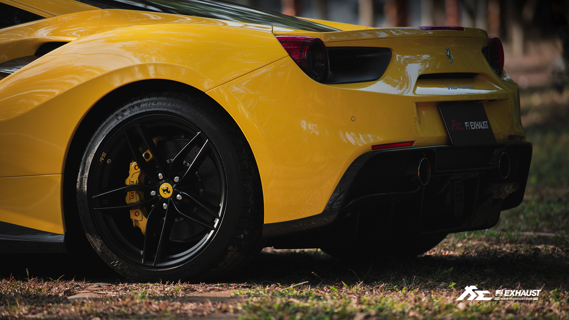Yellow 488 Gtb - HD Wallpaper 