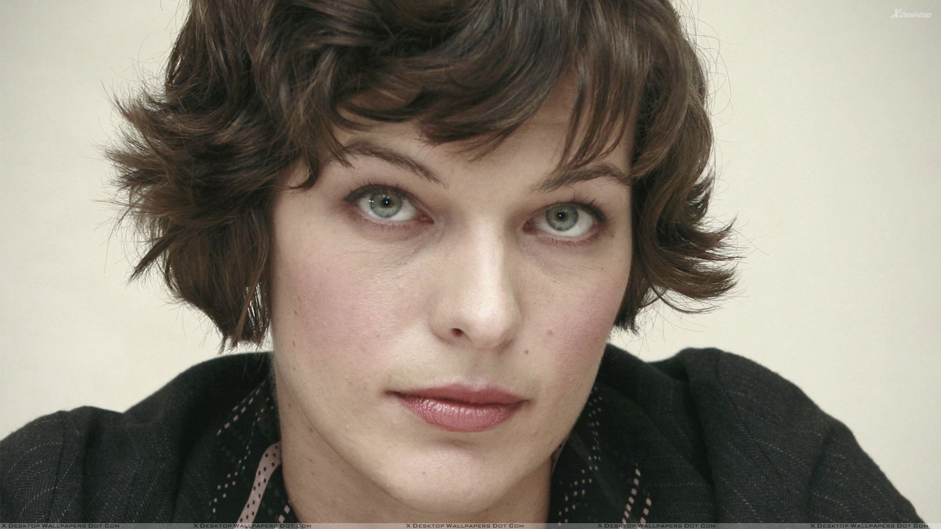 Face Milla Jovovich Hd - HD Wallpaper 