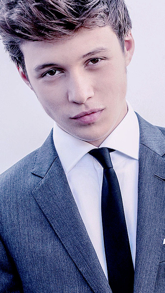 Gentleman - HD Wallpaper 