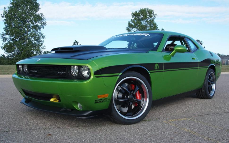 Dodge Mopar Underground Challengerrelated Car Wallpapers - Lime Green Srt Challenger - HD Wallpaper 