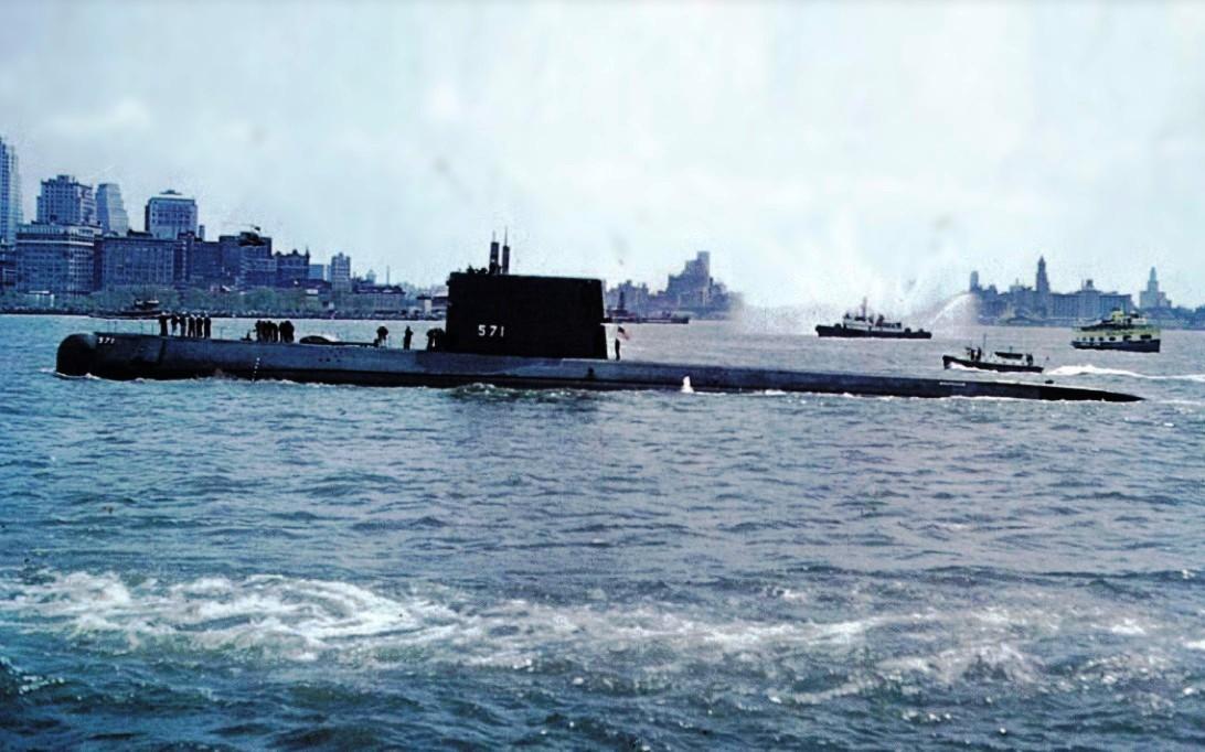 Uss Nautilus Submarine Wallpaper - Uss Nautilus Ssn 571 - HD Wallpaper 