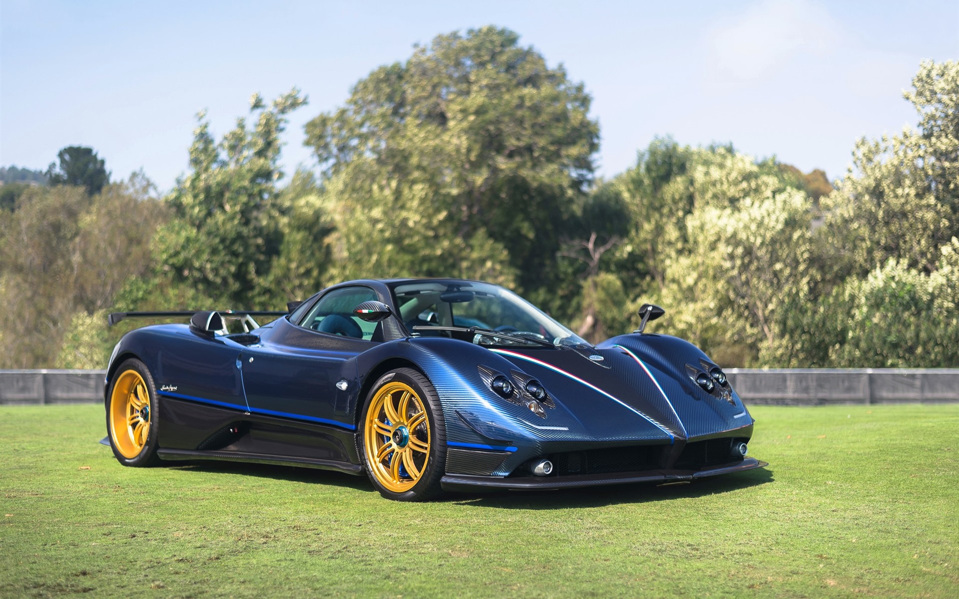 Wallpaper Pagani Zonda Blue Supercar - Zonda Blue - HD Wallpaper 