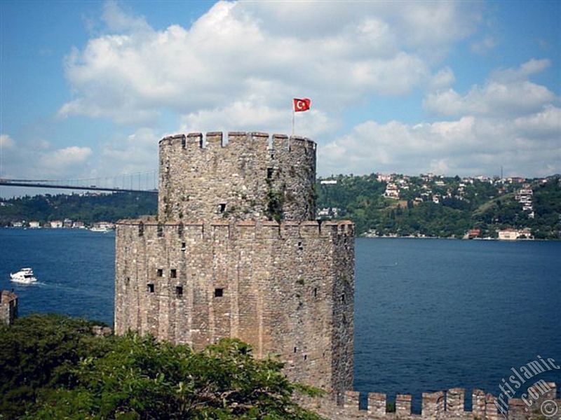 View Of The Bosphorus And Fatih Sultan Mehmet Bridge - Castle - HD Wallpaper 
