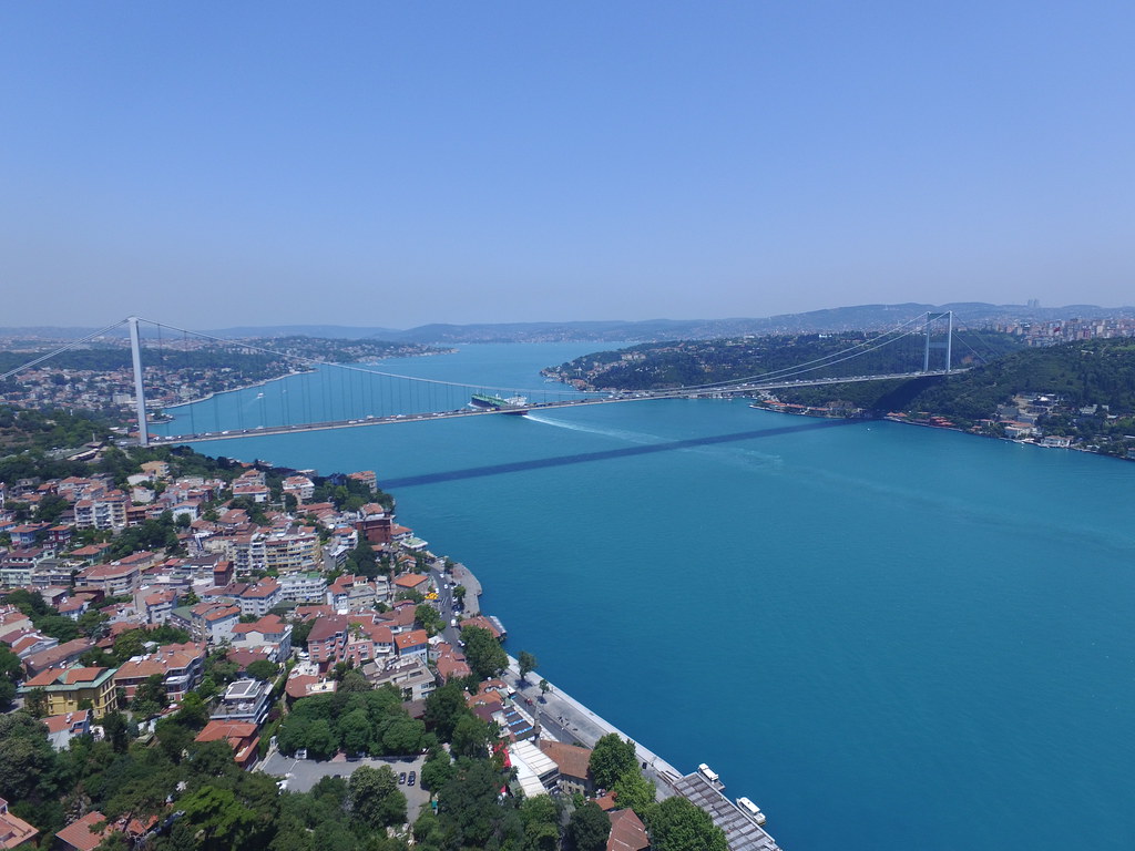 Cityscape - HD Wallpaper 