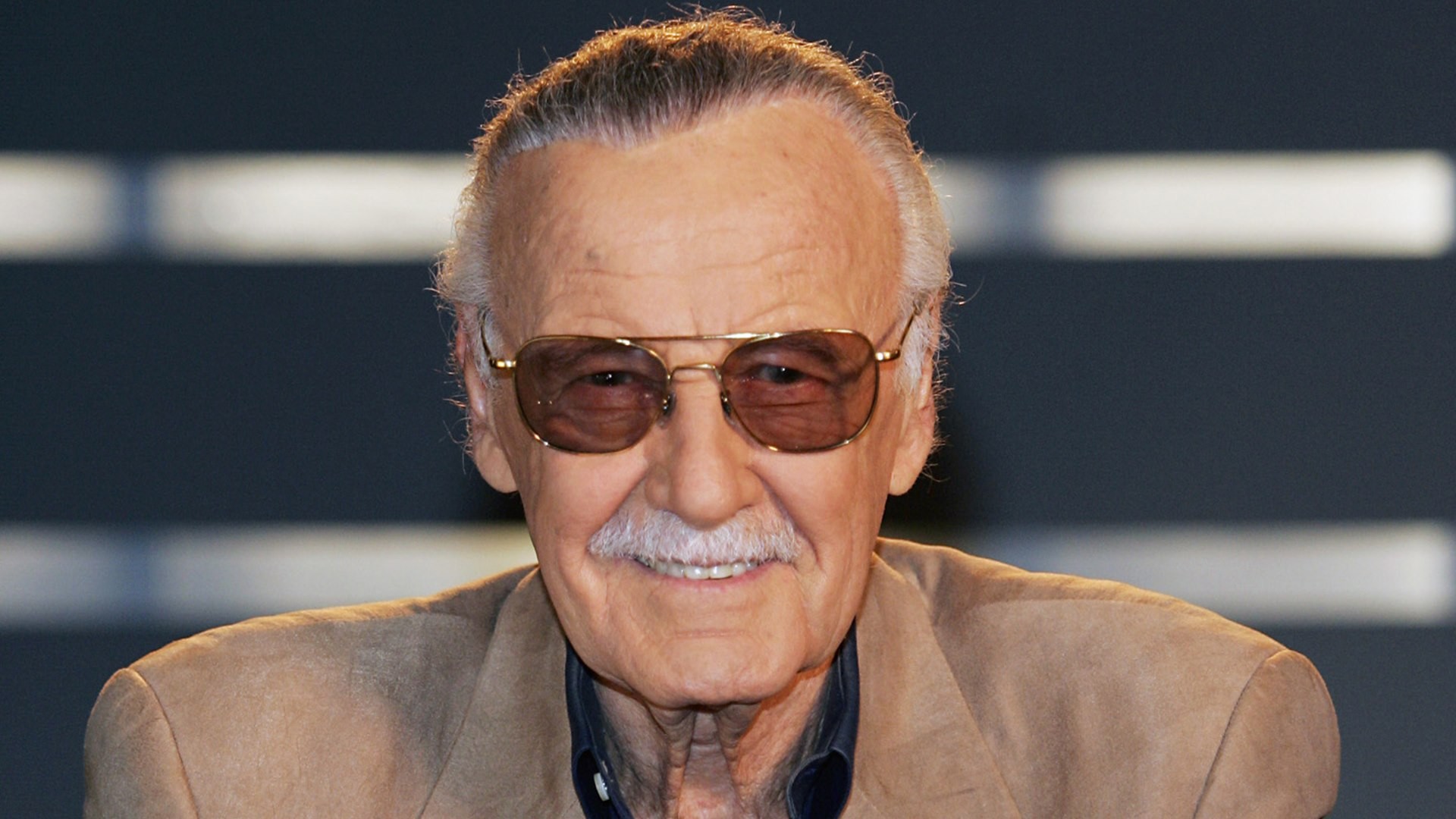 Wallpaper Of Stan Lee, Director, Writer, Publisher - Stan Lee Hd - HD Wallpaper 