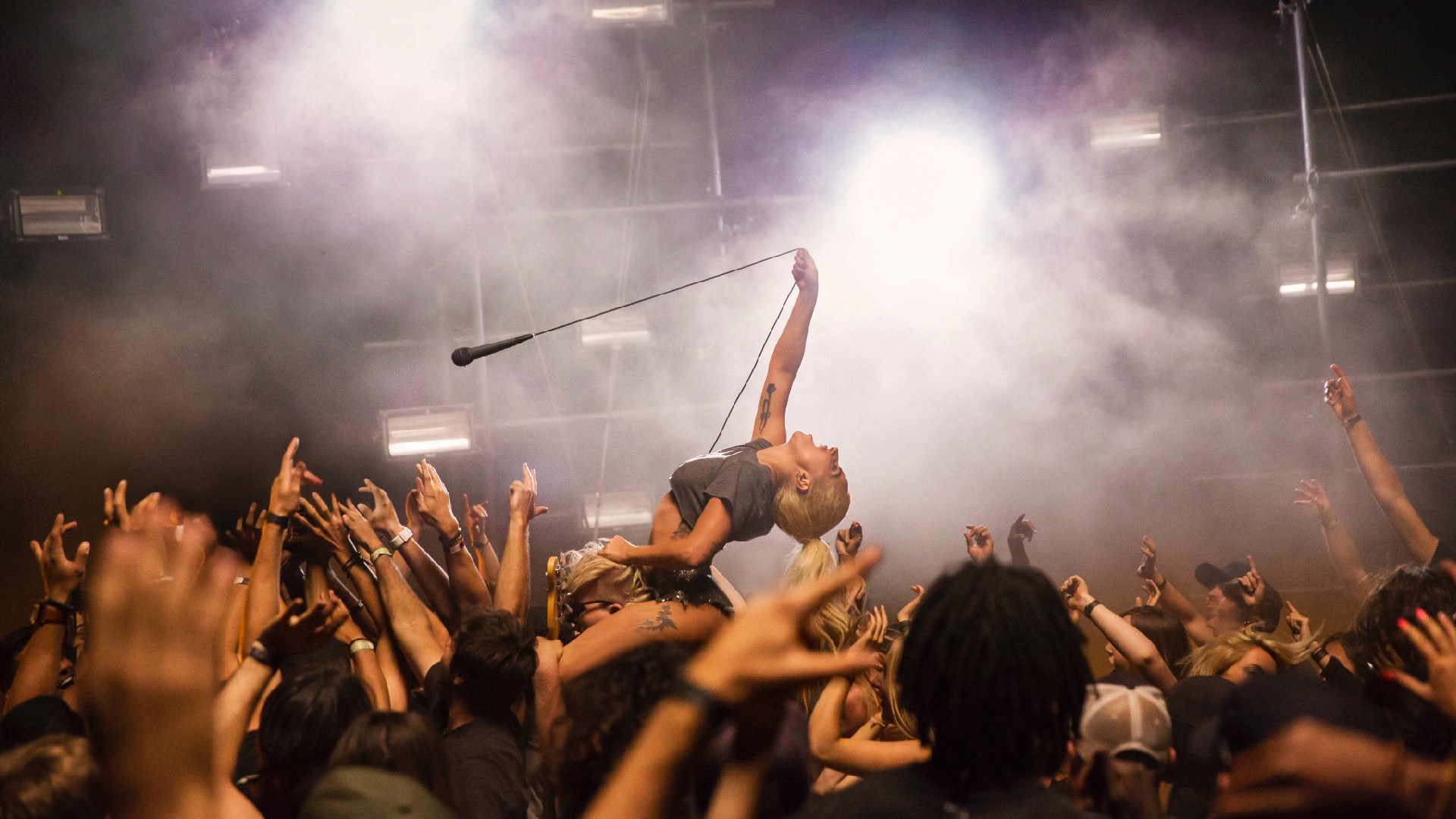 K19lqea - Lady Gaga Perfect Illusion - HD Wallpaper 