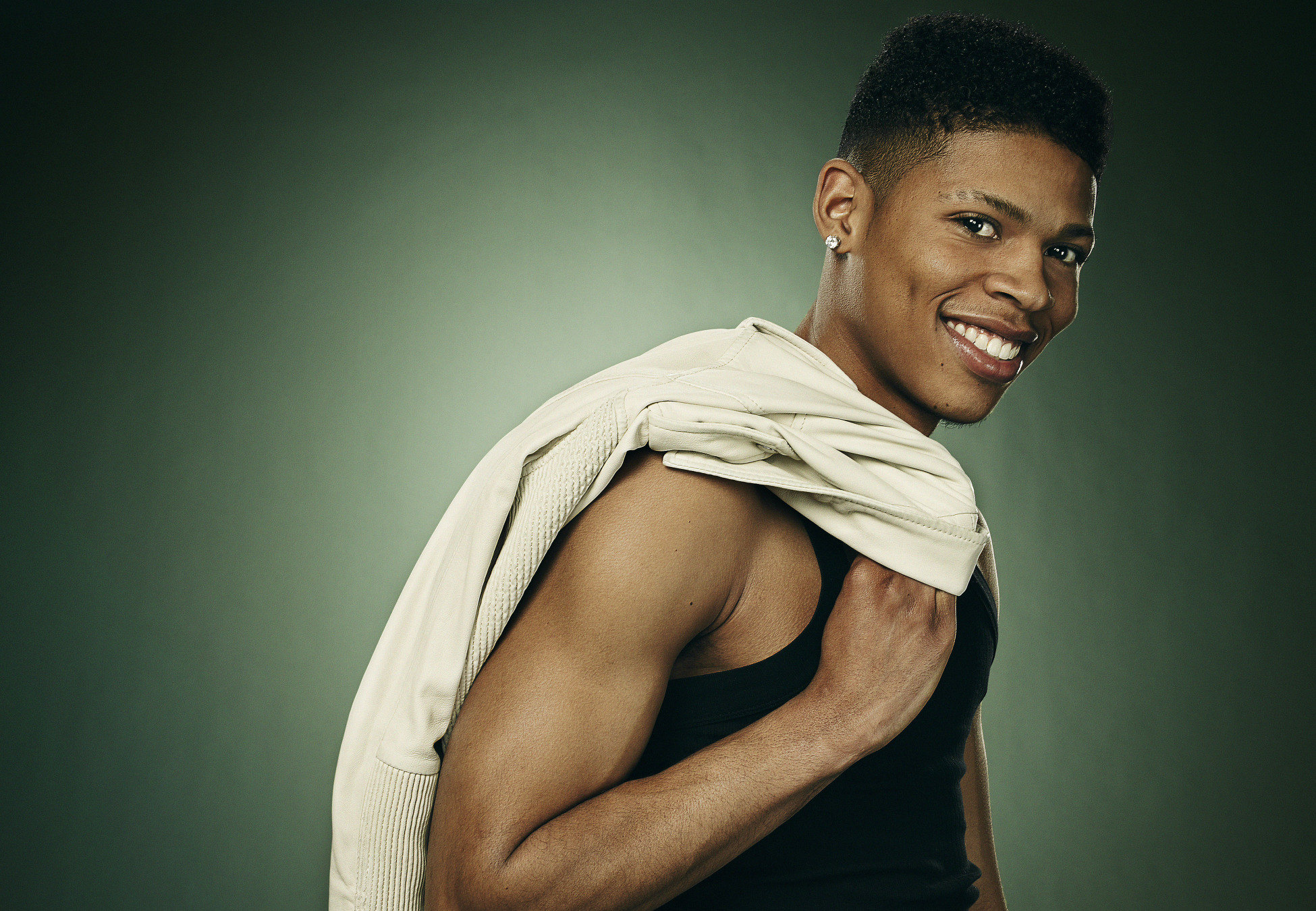 Hakeem Lyon 1950x1350 Wallpaper teahub.io