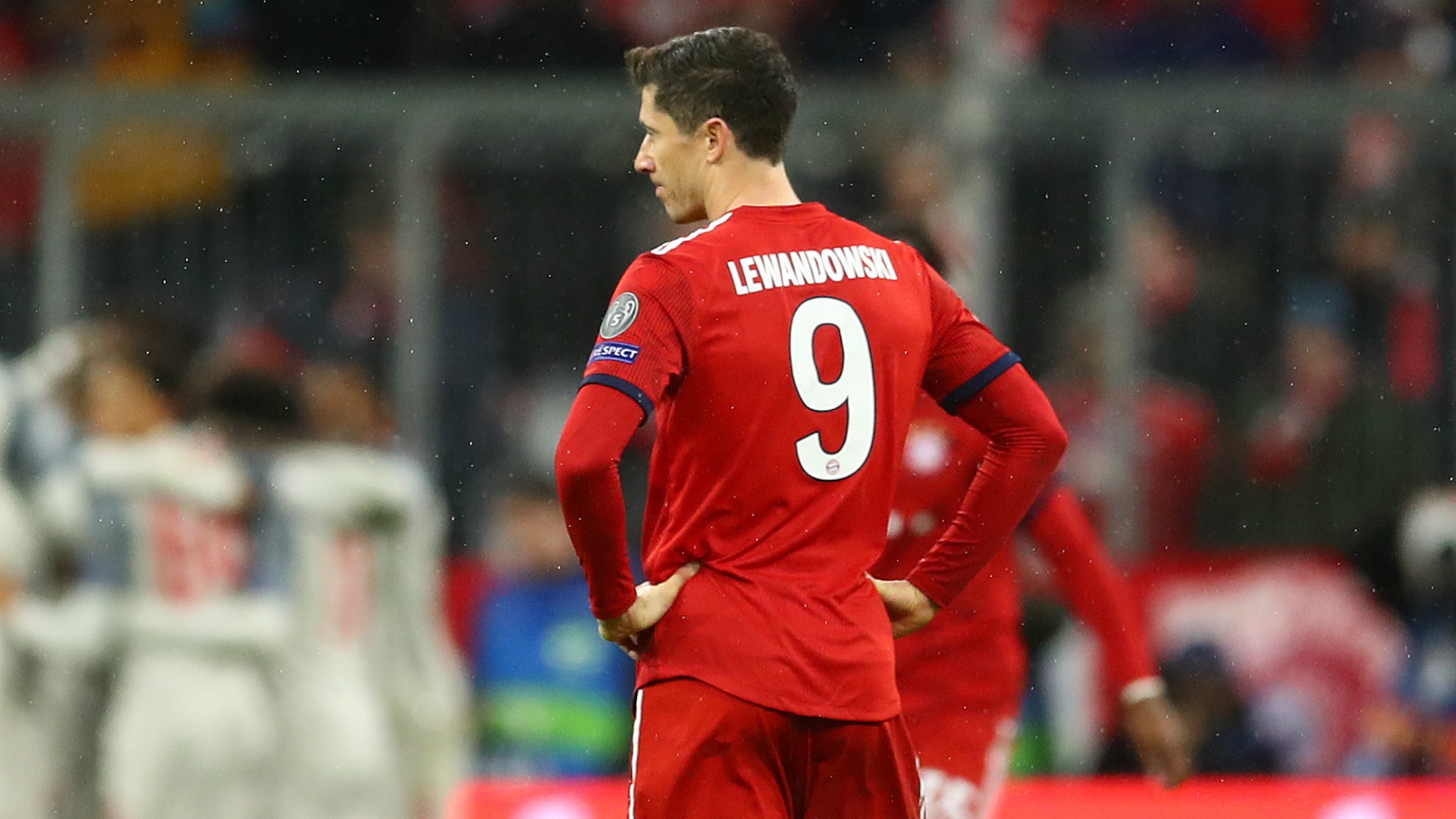 Bayern Munich Striker Robert Lewandowski - Lewandowski Champions League 2019 - HD Wallpaper 