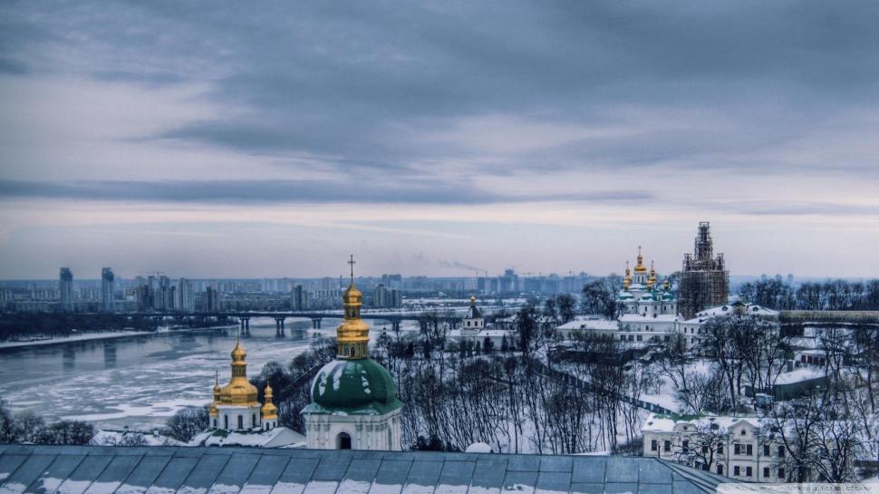 Moscow In Winter Wallpaper,river Hd Wallpaper,winter - Kiev In Winter - HD Wallpaper 